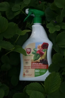 Natura Kopřiva - proti mšicím, padlí a plísním - 1 l RTU postřiku